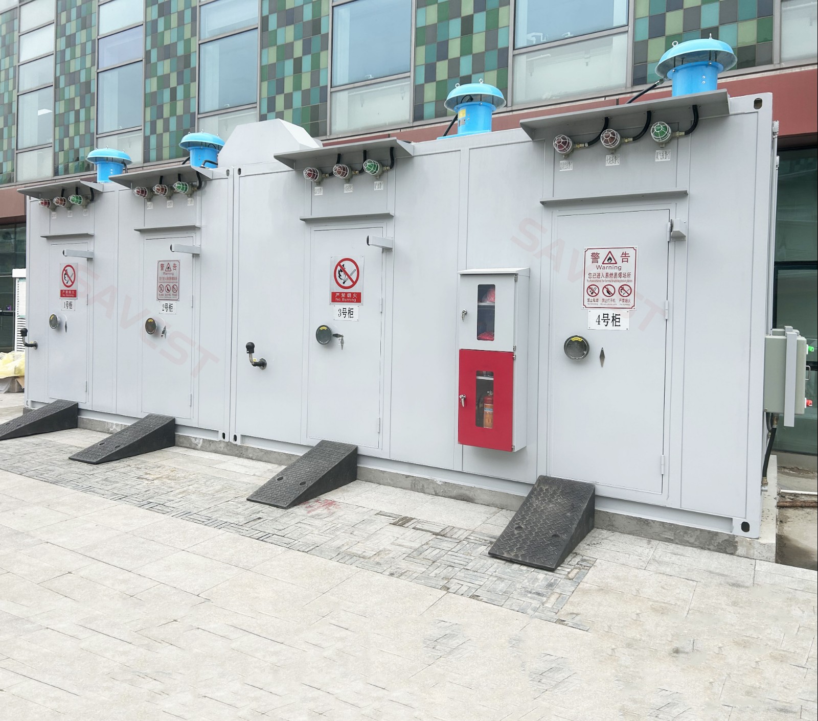图片3.jpg 室外气瓶暂存柜