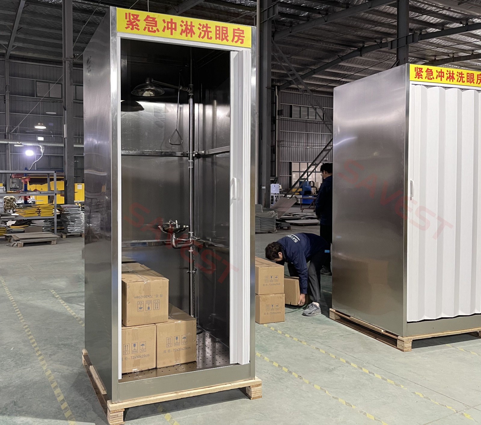 图片 2 紧急冲淋洗眼房