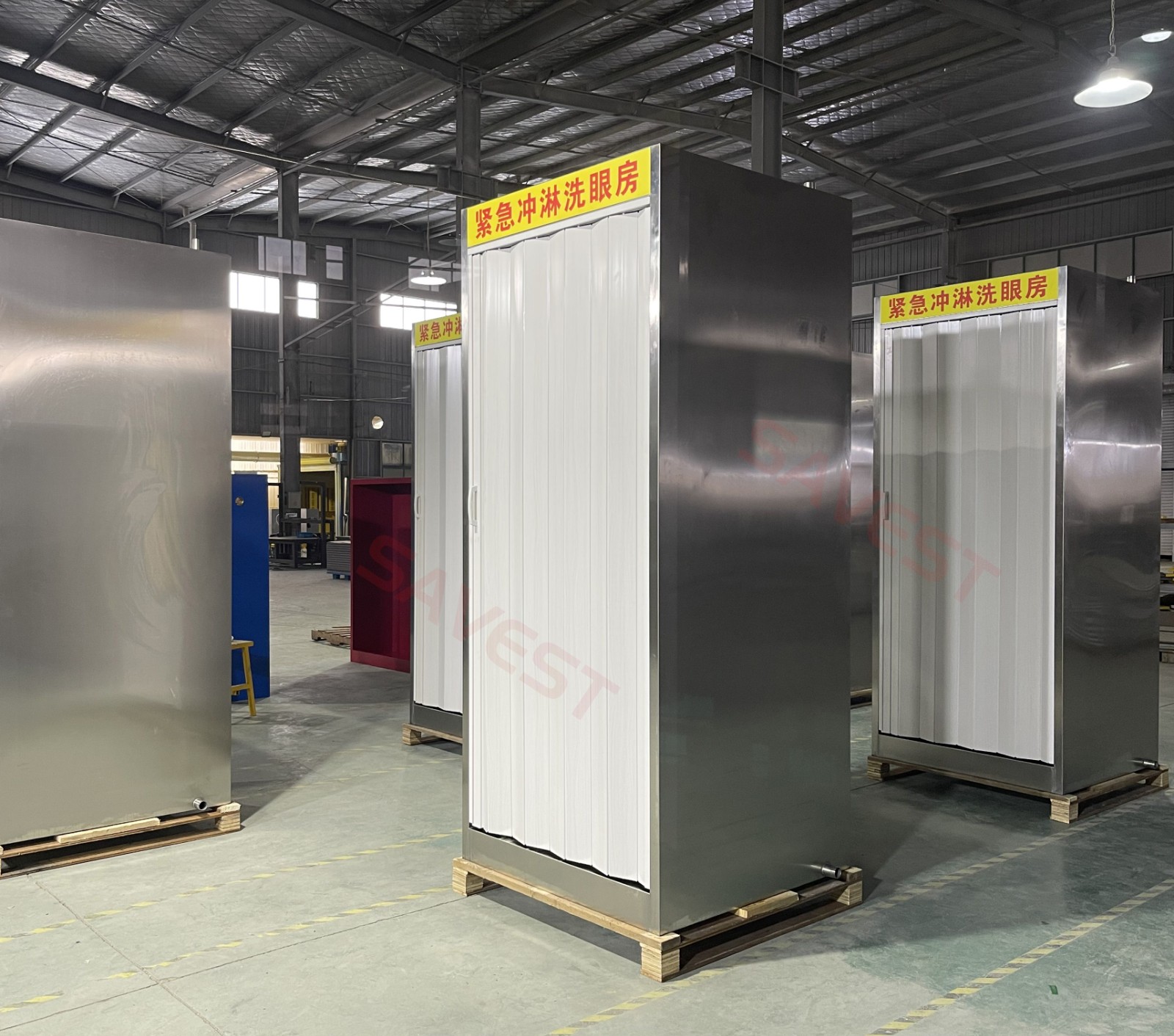 图片 3 紧急冲淋洗眼房