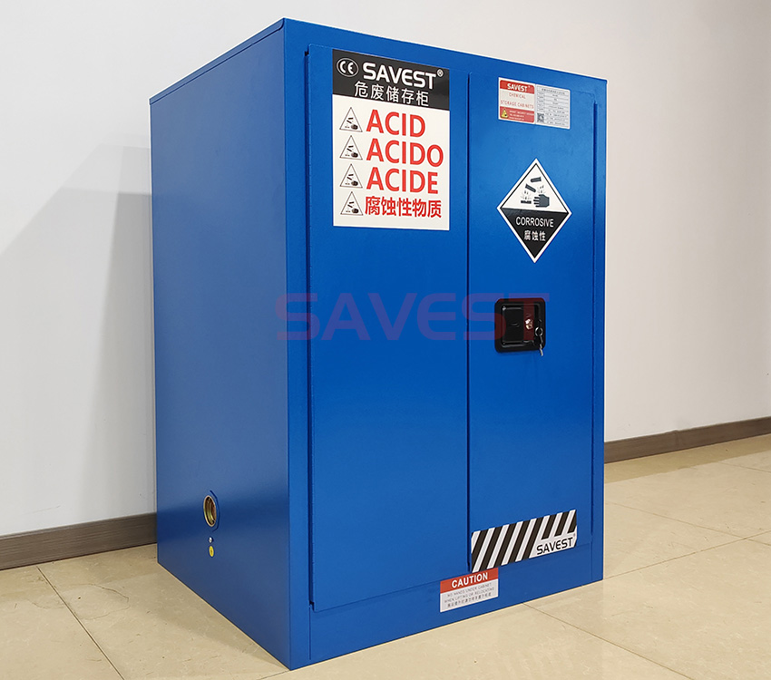 图片 3 危废储存柜
